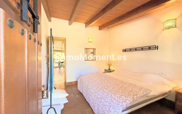 Reventa - Villa independiente - Casares - Casares Centro