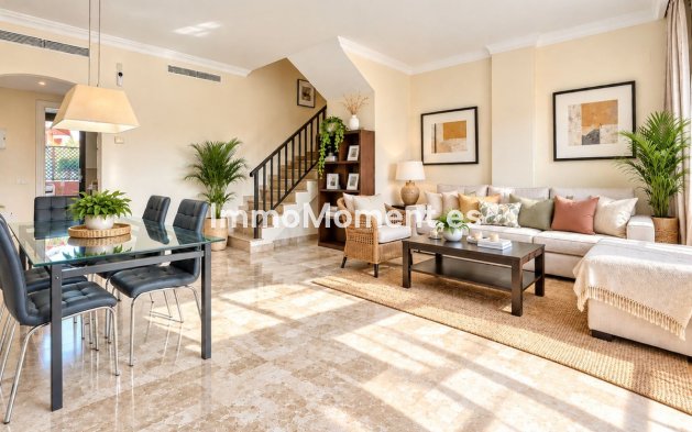 Revente - Appartement - Estepona  - Estepona Centro