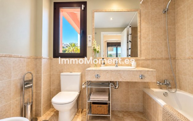 Revente - Appartement - Estepona  - Estepona Centro