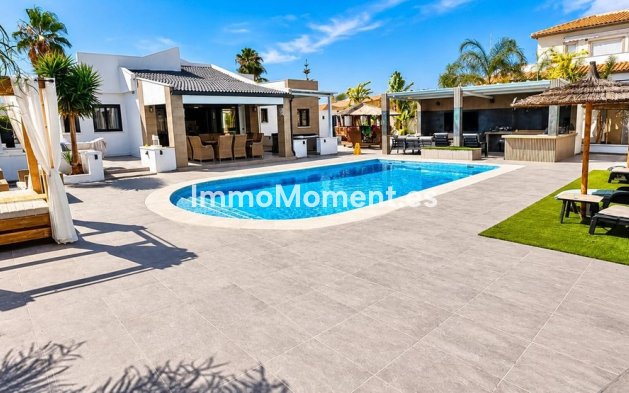 Wiederverkauf - Freistehende Villa - Torrevieja - Torrevieja Centro