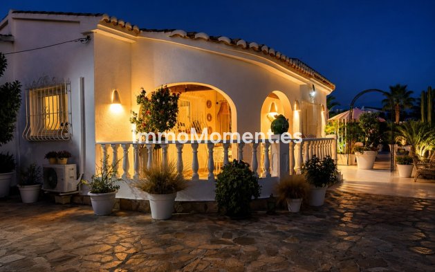 Revente - Villa individuelle - Benissa - Benissa Centro