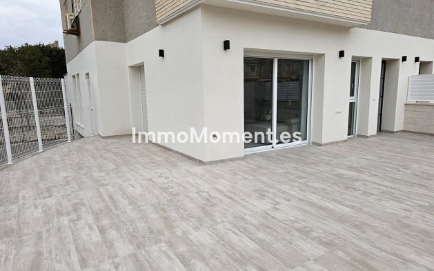 Resale - Apartment - Torrevieja - Torrevieja Centro