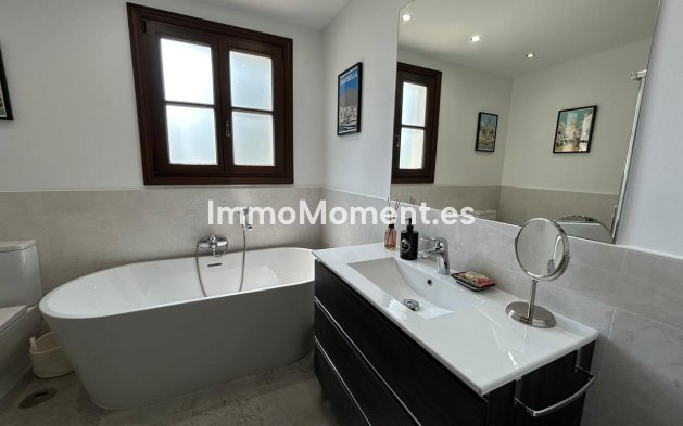 Revente - Villa individuelle - Estepona  - Estepona Centro