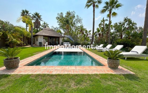 Revente - Villa individuelle - Estepona  - Estepona Centro