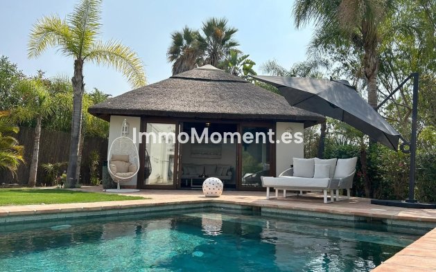 Revente - Villa individuelle - Estepona  - Estepona Centro