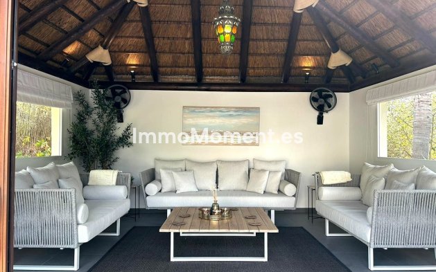 Revente - Villa individuelle - Estepona  - Estepona Centro