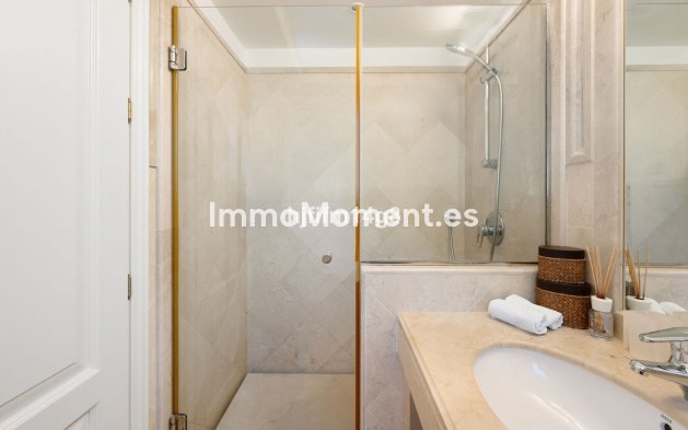 Revente - Appartement - Marbella - Nueva Andalucía