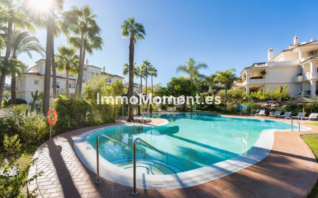 Revente - Appartement - Marbella - Nueva Andalucía