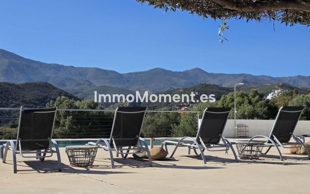 Wiederverkauf - Freistehende Villa - Estepona  - Estepona Centro