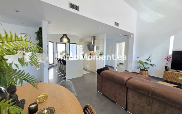 Wiederverkauf - Freistehende Villa - Estepona  - Estepona Centro