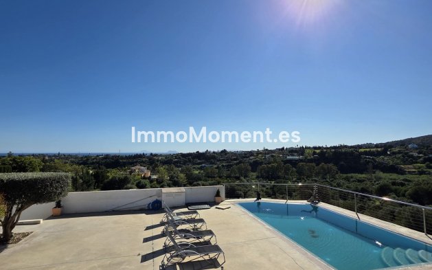 Wiederverkauf - Freistehende Villa - Estepona  - Estepona Centro