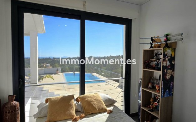Wiederverkauf - Freistehende Villa - Estepona  - Estepona Centro