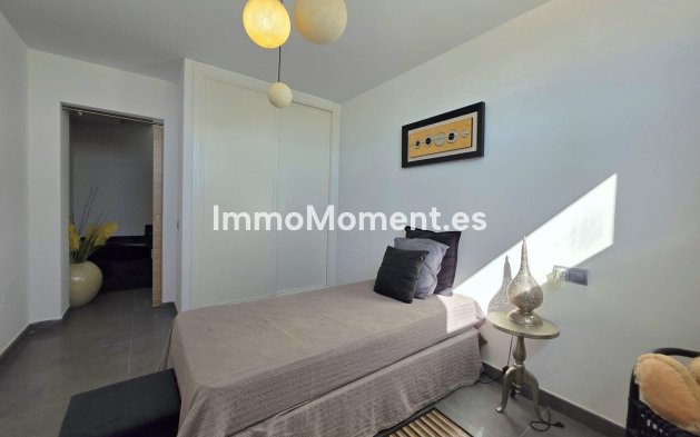 Wiederverkauf - Freistehende Villa - Estepona  - Estepona Centro