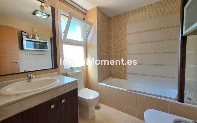 Wiederverkauf - Wohnung - Estepona  - Selwo