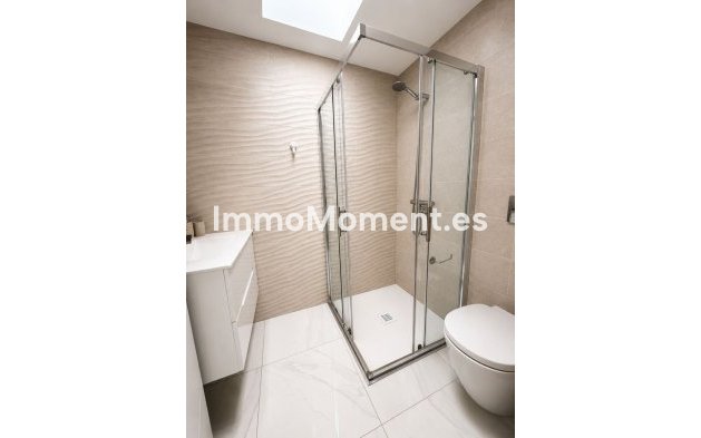 Wiederverkauf - Freistehende Villa - Torrevieja - Torrevieja Centro
