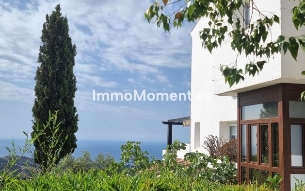 Resale - Apartment - Marbella - La Mairena