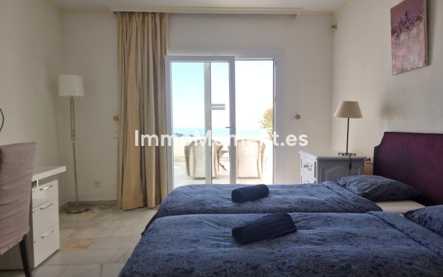 Resale - Apartment - Marbella - La Mairena