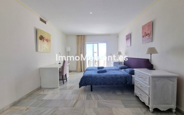 Resale - Apartment - Marbella - La Mairena