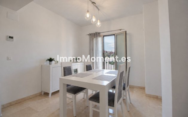 Resale - Apartment - Inland  - Alhaurín de la Torre