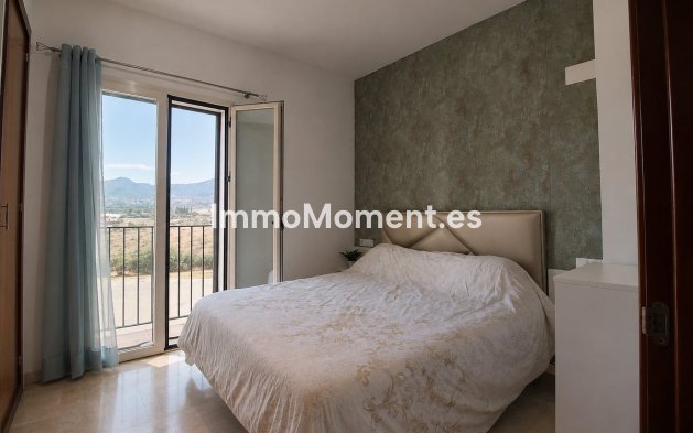 Resale - Apartment - Inland  - Alhaurín de la Torre