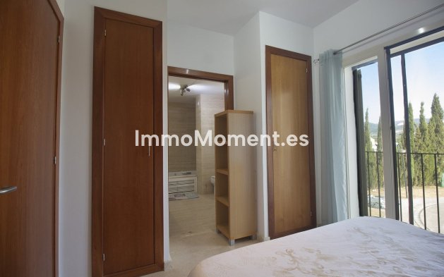Resale - Apartment - Inland  - Alhaurín de la Torre