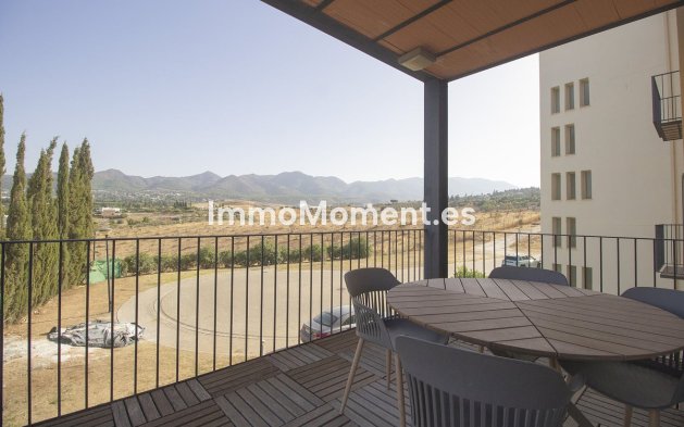 Resale - Apartment - Inland  - Alhaurín de la Torre