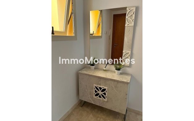 Resale - Apartment - Inland  - Alhaurín de la Torre