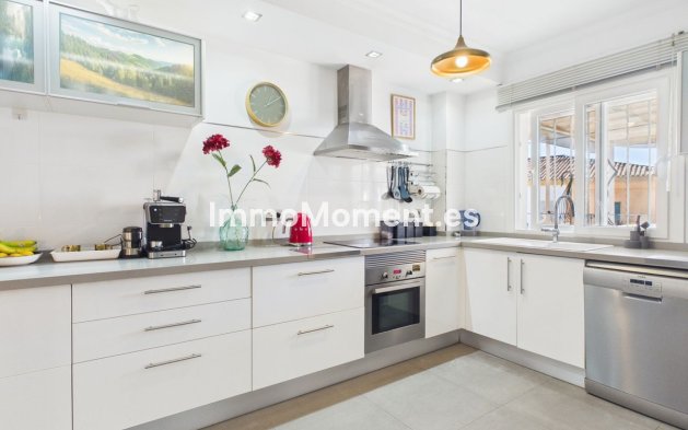 Bestaande woning - Rijtjeshuis - Estepona  - Estepona Centro