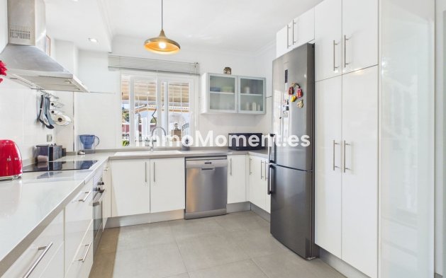 Bestaande woning - Rijtjeshuis - Estepona  - Estepona Centro