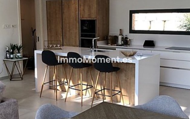 Revente - Villa individuelle - Estepona  - Atalaya