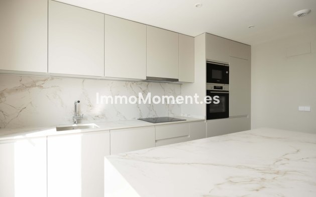 Resale - Apartment - Marbella - La Campana
