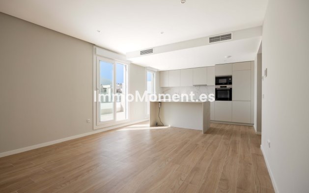 Resale - Apartment - Marbella - La Campana