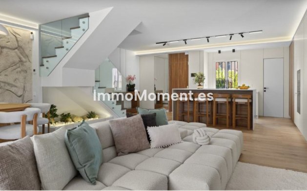 Resale - Townhouse - Marbella - Marbella Centro