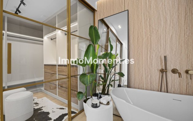 Resale - Townhouse - Marbella - Marbella Centro