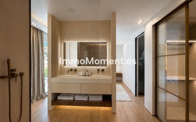 Resale - Townhouse - Marbella - Marbella Centro