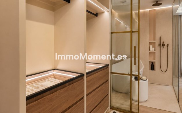 Resale - Townhouse - Marbella - Marbella Centro