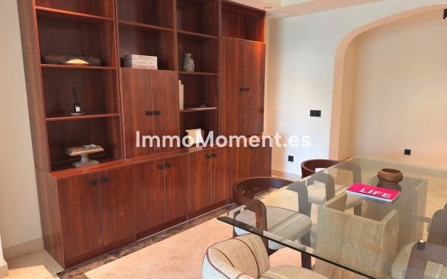 Resale - Apartment - Marbella - Sierra Blanca