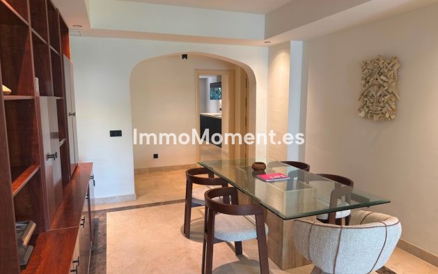 Resale - Apartment - Marbella - Sierra Blanca