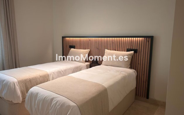 Resale - Apartment - Marbella - Sierra Blanca