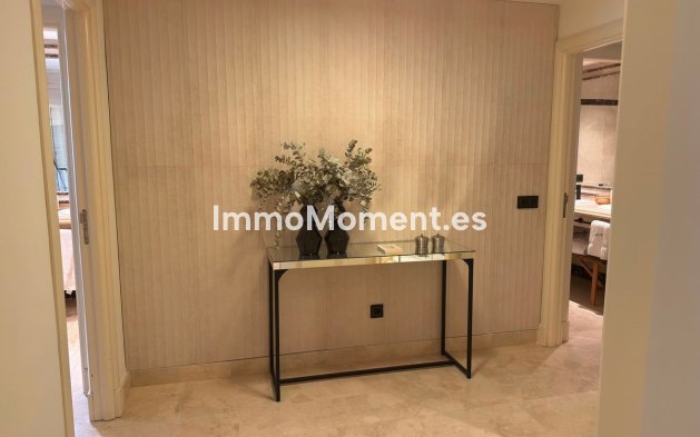 Resale - Apartment - Marbella - Sierra Blanca