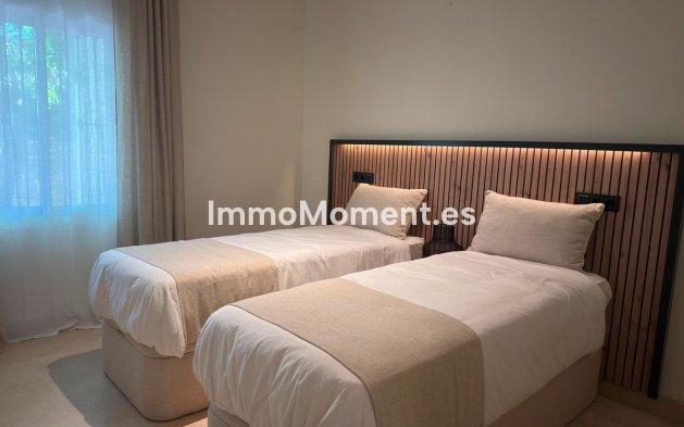Resale - Apartment - Marbella - Sierra Blanca
