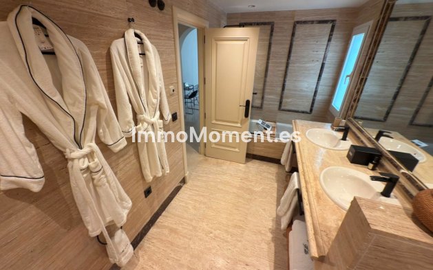 Resale - Apartment - Marbella - Sierra Blanca