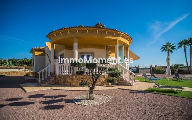Resale - Detached villa - Catral - Catral Centro