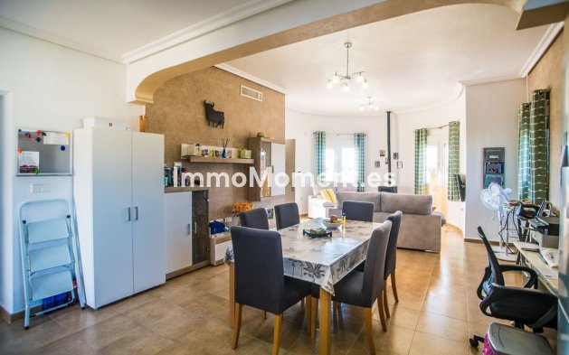 Resale - Detached villa - Catral - Catral Centro