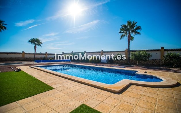 Resale - Detached villa - Catral - Catral Centro