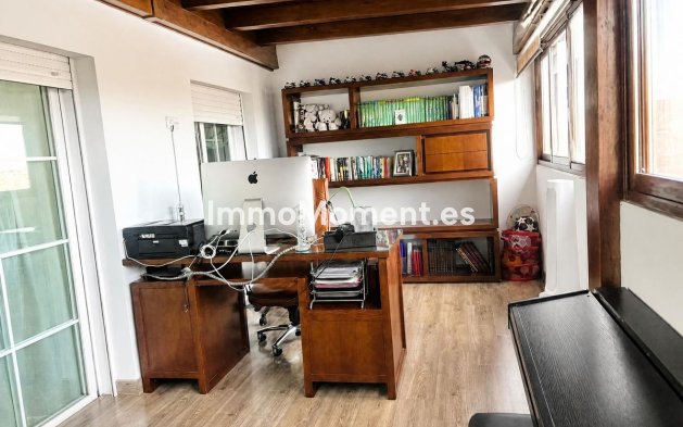 Bestaande woning - Appartement - Binnenland  - Coín