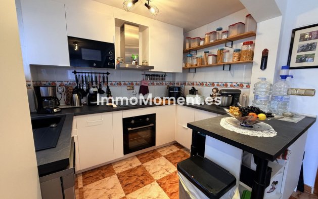Resale - Detached villa - Orihuela Costa