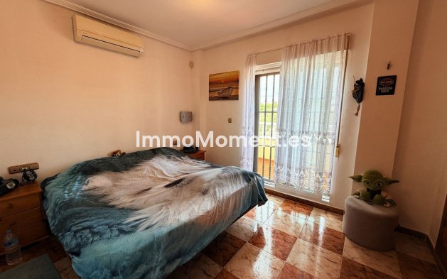 Resale - Detached villa - Orihuela Costa