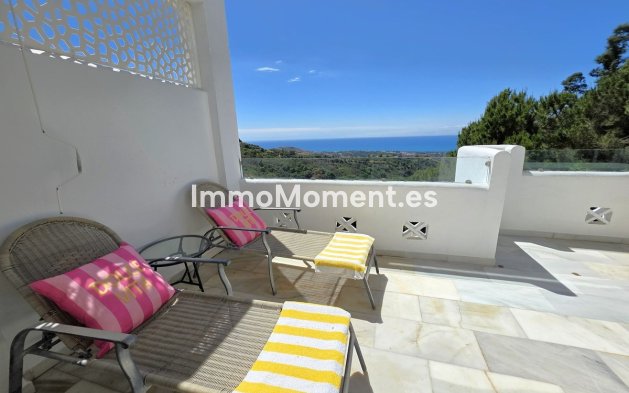 Resale - Apartment - Marbella - La Mairena