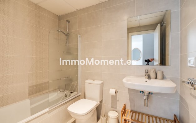 Revente - Appartement - Estepona  - Estepona Centro